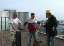 PLaatje van Huisvrouw neukt de dakdekkers