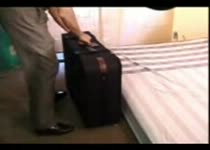 PLaatje van Deze geilheid past net niet in zijn handbagage, maar wel in zijn koffer.Garantie voor een geile zake