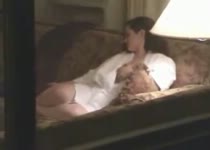 PLaatje van Door het raam kijken naar masturberend meisje